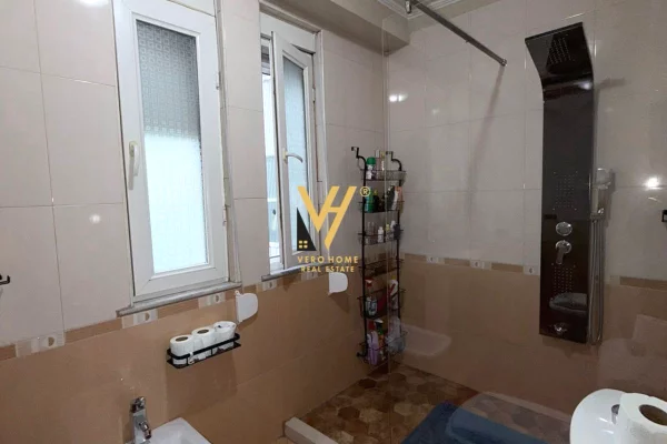 Appartamento in affitto a Tirana 2+1, Arredato