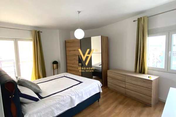 Shtepi ne shitje Apartament ne Tirane, 2+1, Mobilimi E mobiluar, Pagesa 260,000  Euro.