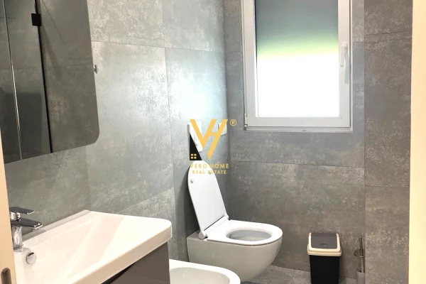 Appartamento in affitto a Tirana 3+1, Arredato