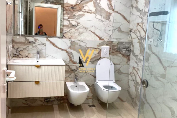 Appartamento in affitto a Tirana 3+1, Arredato