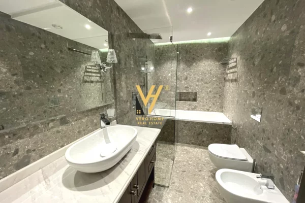 Shtepi me qera Apartament ne Tirane, 3+1, Mobilimi E mobiluar, Pagesa 1,500  Euro.