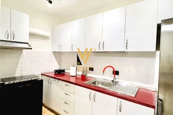 Appartamento in affitto a Tirana 1+1, Arredato