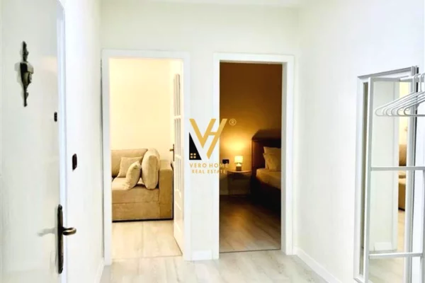 Appartamento in affitto a Tirana 1+1, Arredato