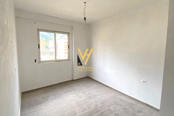 Shtepi ne shitje 2+1 ne Tirane - 85,000 Euro