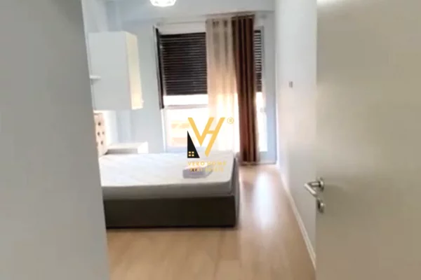 Appartamento in affitto a Tirana 1+1, Arredato