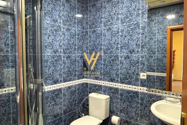 Appartamento in affitto a Tirana 2+1, Arredato