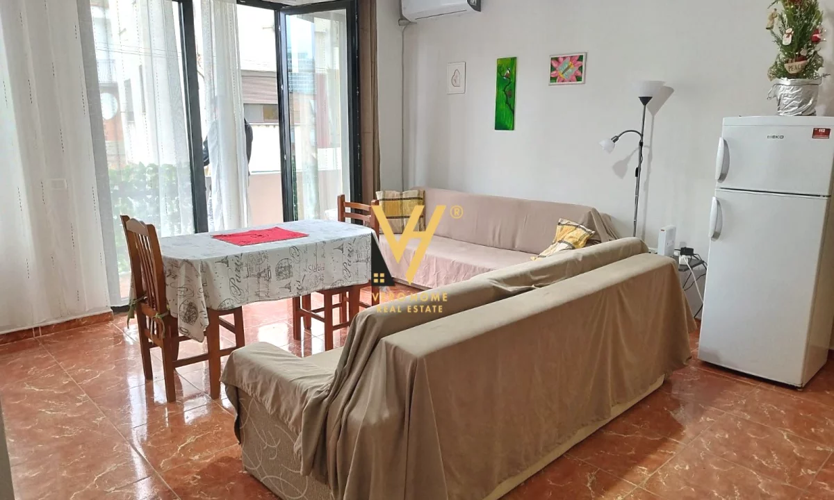 Appartamento in affitto a Tirana 1+1, Arredato