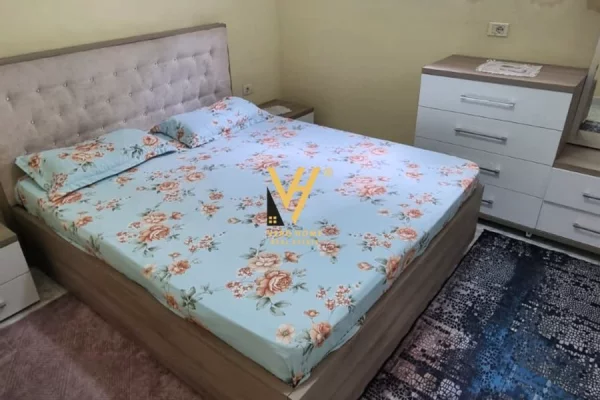 Appartamento in affitto a Tirana 2+1, Arredato