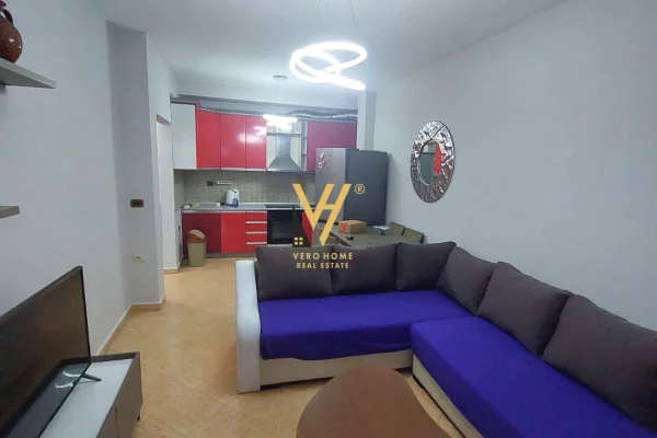 JEPET APARTAMENT 1+1+BLK ME QERA TE KODRA E DIELLIT 50.000 LEKE