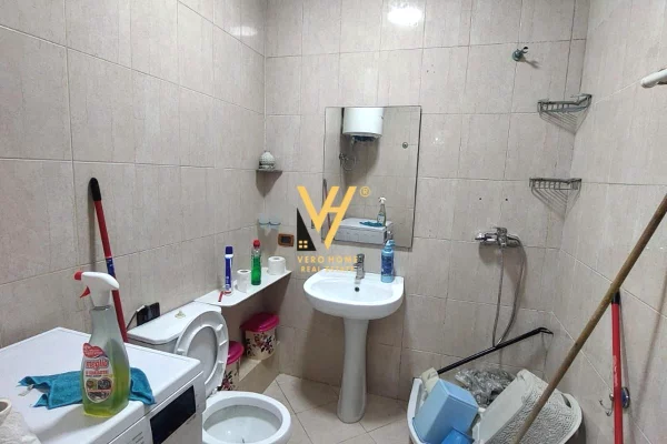 Shtepi me qera Apartament ne Tirane, 1+1, Mobilimi E mobiluar, Pagesa 50,000  Leke.