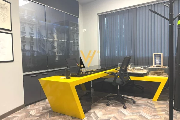 SHITET ZYRE 24 M2 TE MYSLYM SHYRI 88.000 EURO