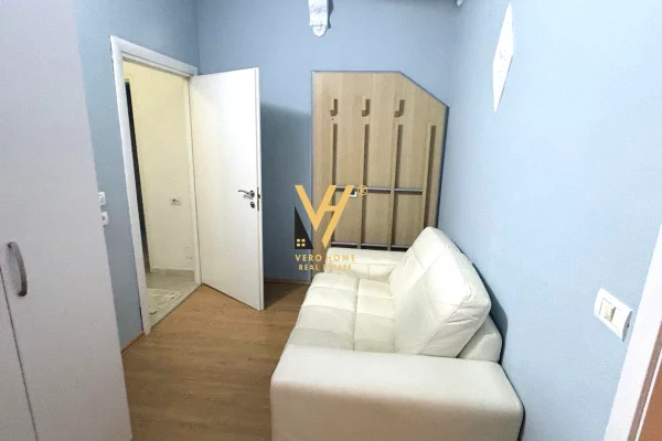 Appartamento in affitto a Tirana 1+1, Arredato