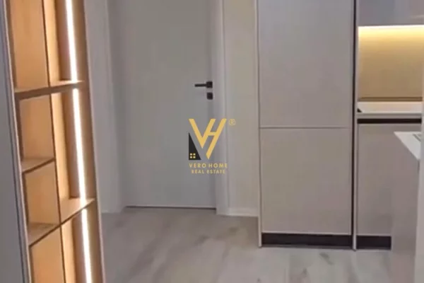 Shtepi ne shitje Apartament ne Tirane, 2+1, Mobilimi E mobiluar, Pagesa 242,000  Euro.