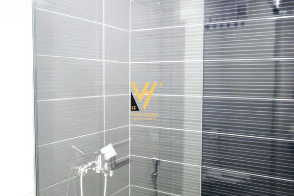 Shtepi me qera Apartament ne Tirane, 2+1, Mobilimi E mobiluar, Pagesa 1,100  Euro.