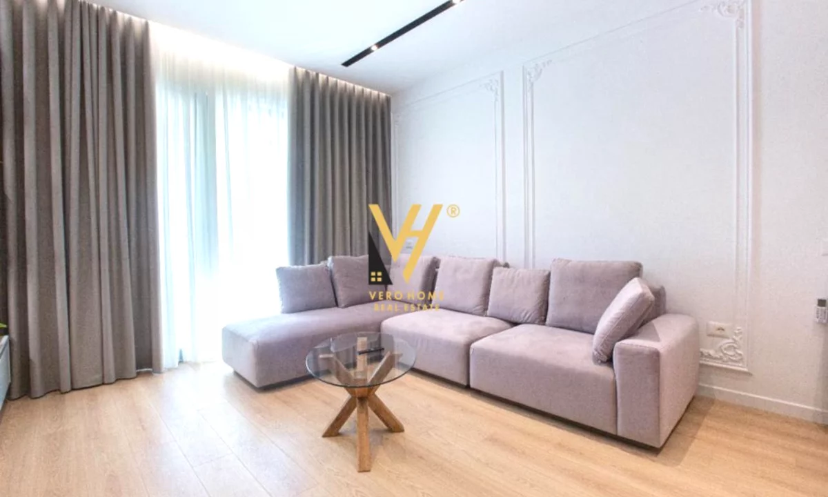 Appartamento in affitto a Tirana 1+1, Arredato