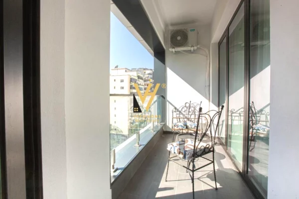 Appartamento in affitto a Tirana 1+1, Arredato