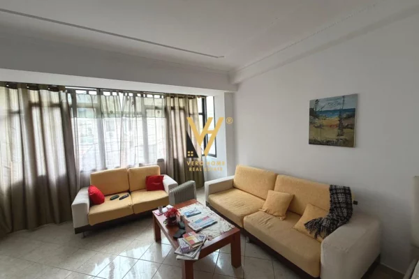 Casa in affitto 2+1 a Tirana - 60,000 Leke