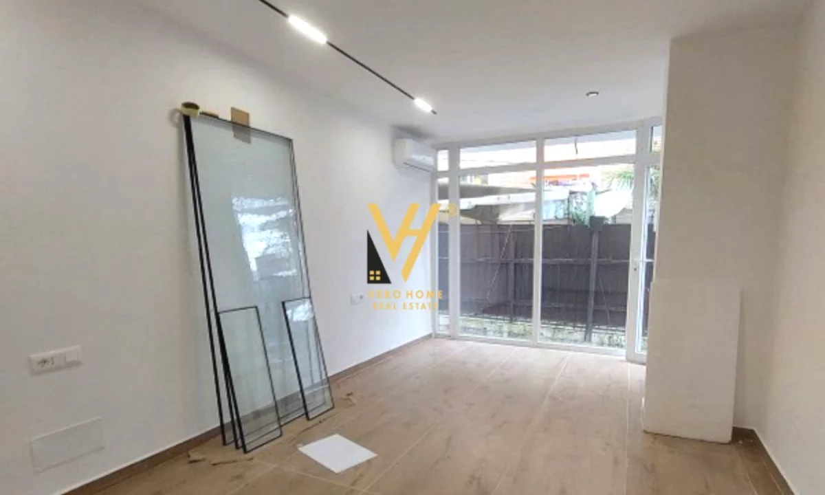 JEPET ZYRE 50 M2 ME QIRA TE RR.QEMAL STAFA 50.000 LEKE