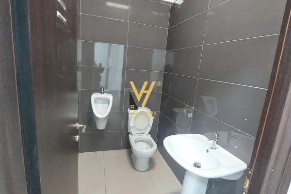 Ambient biznesi me qera 1+1 ne Tirane - 2,600 Euro