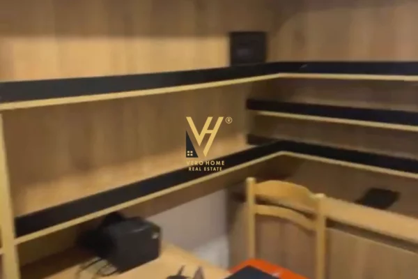 JEPET DYQAN 13 M2 ME QERA TE SHESHI WILLSON 25.000 LEKE