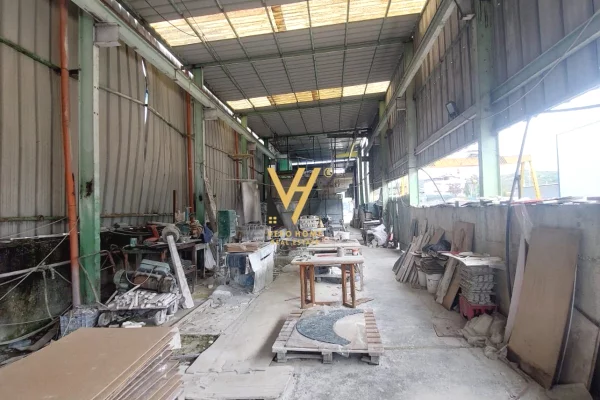 Business Property in Sale 4+1 in Tirana - 84,000,000 Leke