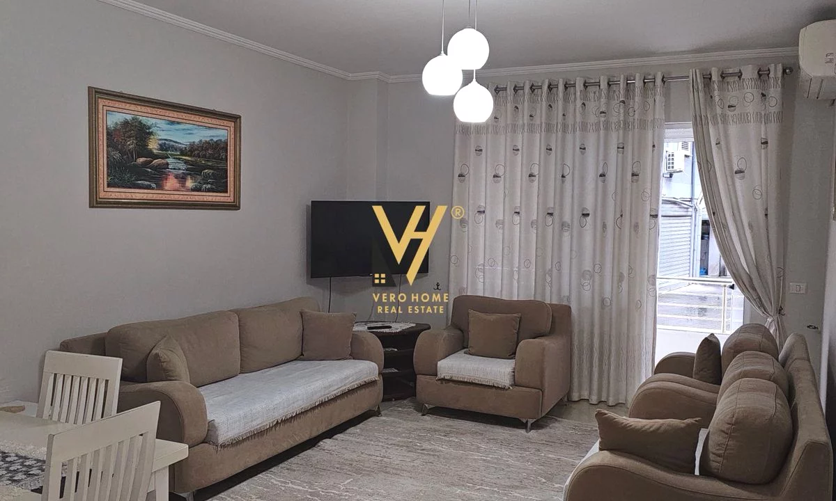 Shtepi me qera Apartament ne Tirane, 2+1, Mobilimi E mobiluar, Pagesa 600  Euro.