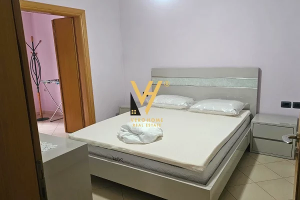 Shtepi me qera Apartament ne Tirane, 2+1, Mobilimi E mobiluar, Pagesa 70,000  Leke.