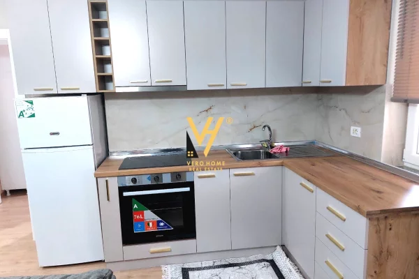 Appartamento in affitto a Tirana 2+1, Arredato