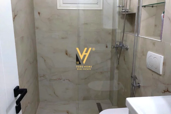 Appartamento in affitto a Tirana 2+1, Arredato