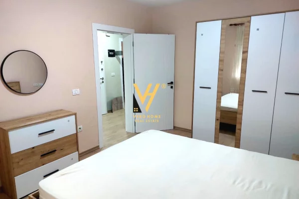 Appartamento in affitto a Tirana 2+1, Arredato