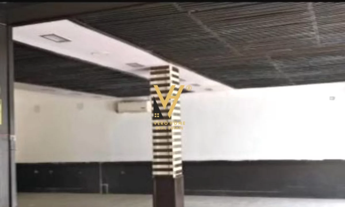 SHITET MAGAZINE 148 M2 NE ALI DEM 260.000 EURO