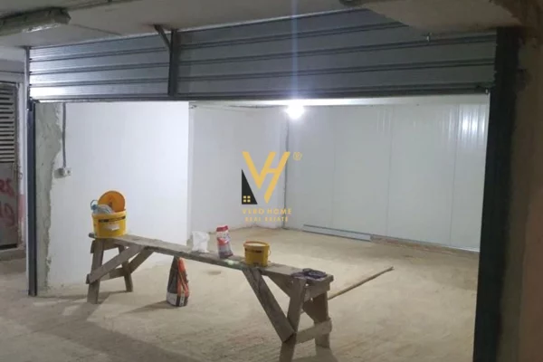 Business Property in Sale 4+1 in Tirana - 38,000 Euro