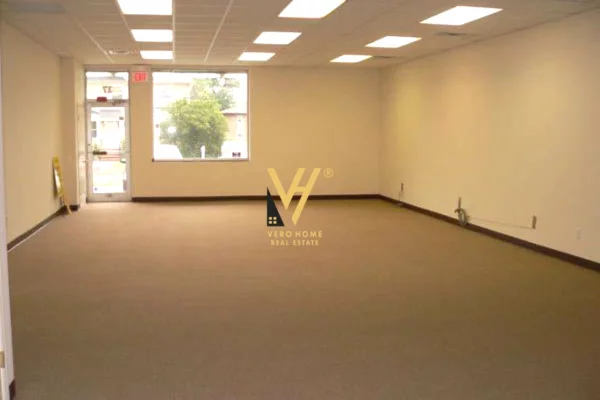 JEPET AMBIENT BIZNESI 308 M2 ME QIRA TE SHESHI WILLSON 8.000 EURO