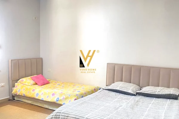 Shtepi ne shitje Apartament ne Tirane, 2+1, Mobilimi E mobiluar, Pagesa 190,000  Euro.