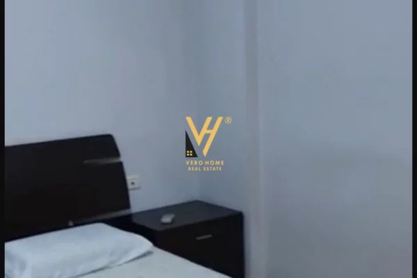 Shtepi me qera Apartament ne Tirane, 2+1, Mobilimi E mobiluar, Pagesa 65,000  Leke.