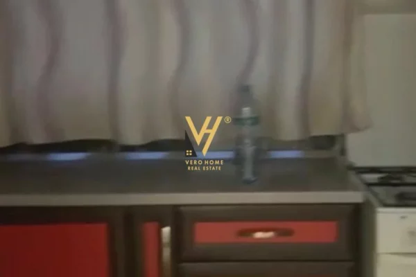 Shtepi me qera Shtepi Private ne Tirane, 5+1, Mobilimi E mobiluar, Pagesa 60,000  Leke.