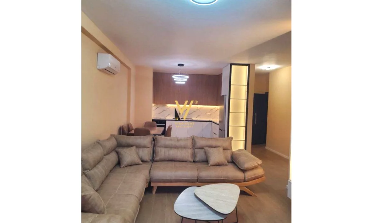 Shtepi me qera Apartament ne Tirane, 2+1, Mobilimi E mobiluar, Pagesa 1,300  Euro.