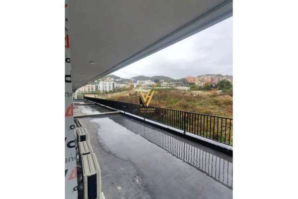 Shtepi me qera Apartament ne Tirane, 2+1, Mobilimi E mobiluar, Pagesa 1,300  Euro.