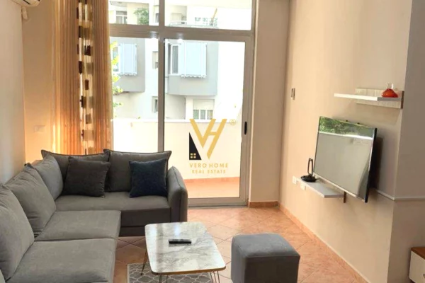 JEPET APARTAMENT 2+1+BLK ME QIRA TE KOMUNA E PARISIT 70.000 LEKE