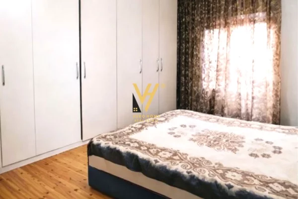 Shtepi me qera Apartament ne Tirane, 2+1, Mobilimi E mobiluar, Pagesa 40,000  Leke.