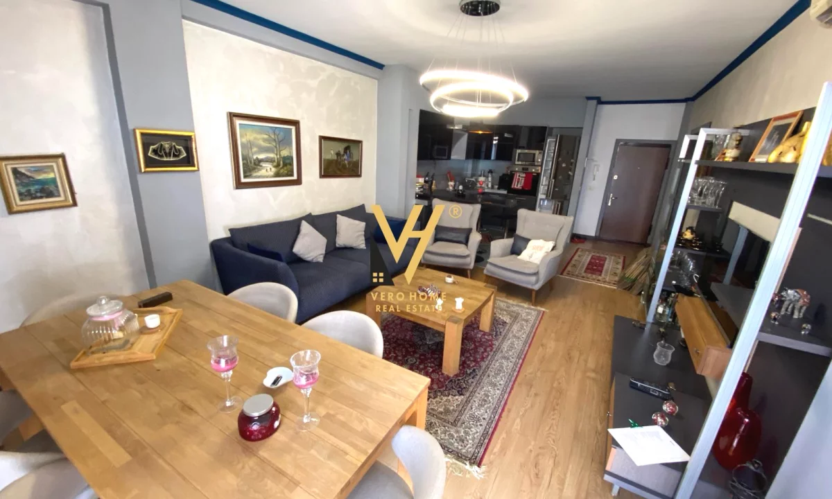 Shtepi ne shitje Apartament ne Tirane, 2+1, Mobilimi E mobiluar, Pagesa 280,000  Euro.