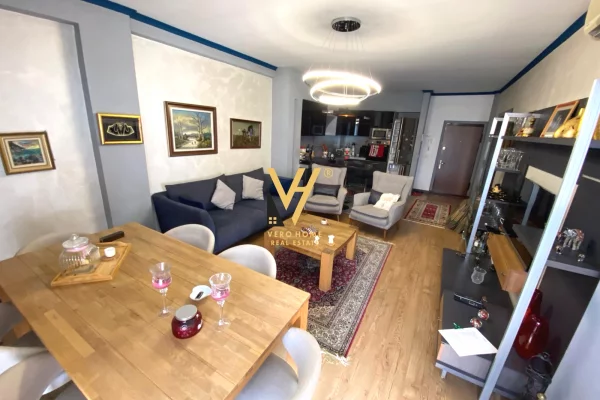 SHITET APARTAMENT 2+1+2+BLK TE URA E TABAKVE 280.000 EURO