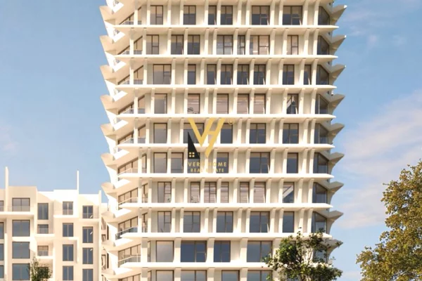 SHITET AMBIENT BIZNESI 204 M2 TE BULEVARDI I RI 