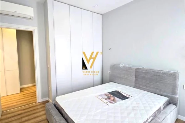 Shtepi me qera Apartament ne Tirane, 1+1, Mobilimi E mobiluar, Pagesa 1,250  Euro.