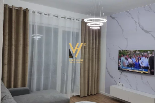 JEPET APARTAMENT 1+1+BLK ME QERA TE KOMUNA PARISIT 85.000 LEKE