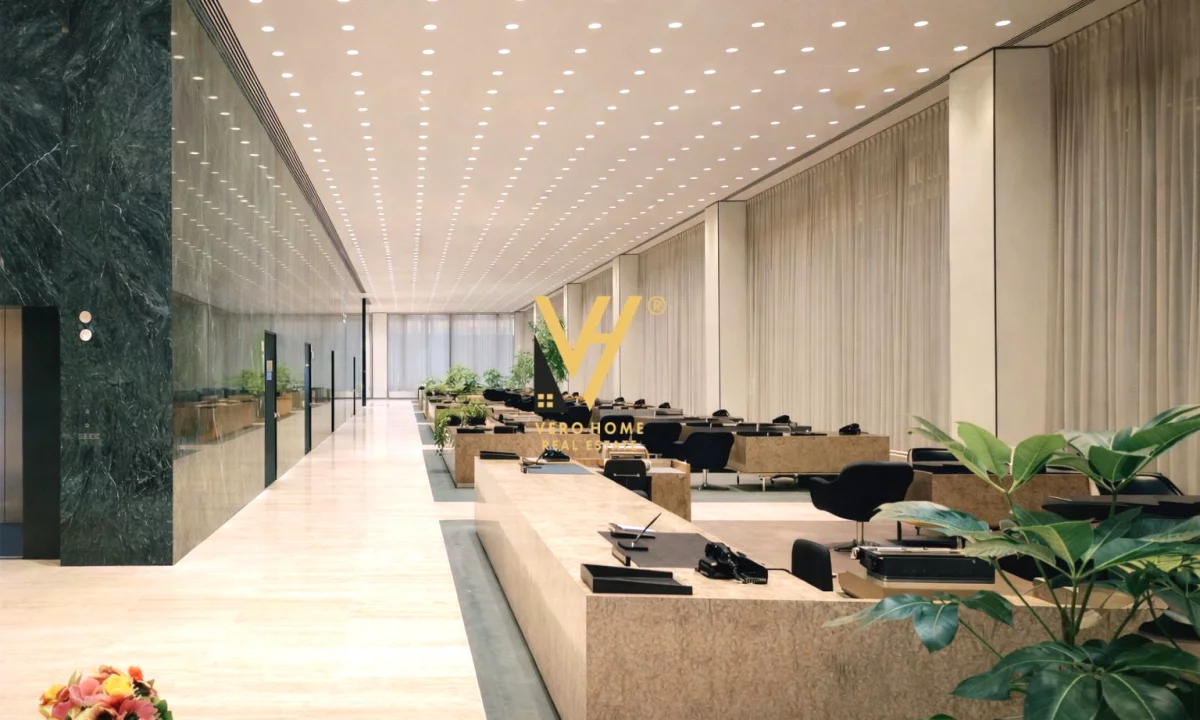 JEPET AMBIENT BIZNESI 141 M2 ME QIRA TE 5 MAJI 1.100 EURO