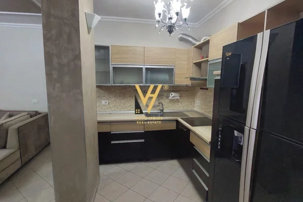 Shtepi me qera Apartament ne Tirane, 2+1, Mobilimi E mobiluar, Pagesa 85,000  Leke.