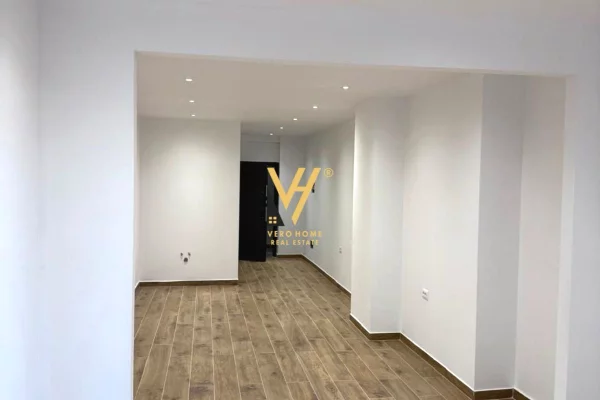 JEPET ZYRE 60 M2 ME QERA TE JORDAN MISJA 80.000 LEKE