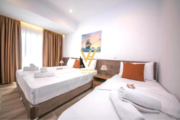 Ambient biznesi me qera 5+1 ne Vlore - 13,000 Euro