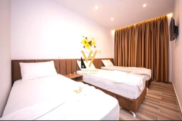 Ambient biznesi me qera 5+1 ne Vlore - 13,000 Euro